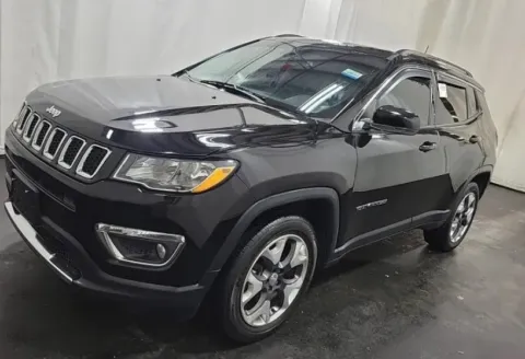 Black 2019 Jeep Compass Limited for sale in Denton, TX