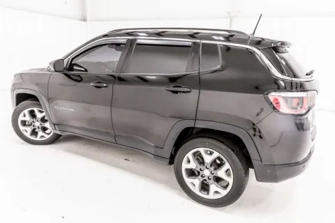 More photos of 2019 Jeep Compass Limited at Sign It Drive It, TX