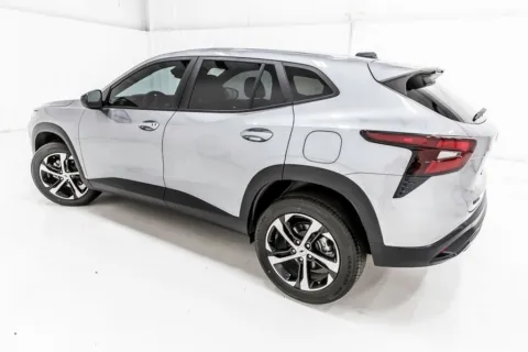 More photos of 2024 Chevrolet Trax 1RS at Sign It Drive It, TX