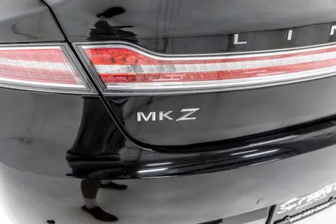 More photos of 2020 Lincoln MKZ Reserve at Sign It Drive It, TX