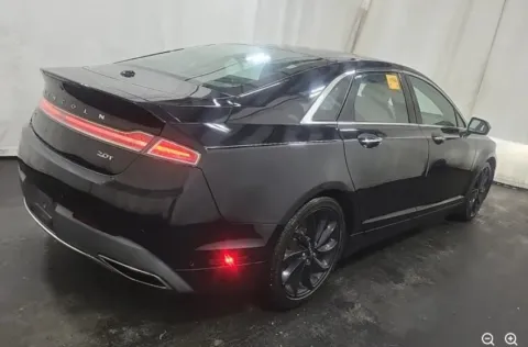 More photos of 2020 Lincoln MKZ Reserve at Sign It Drive It, TX