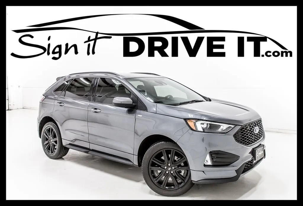 2024 Ford Edge ST-Line AWD's photo
