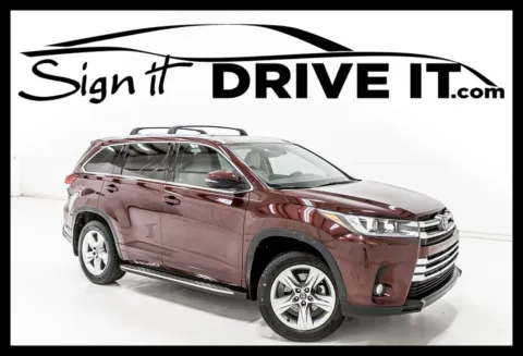 Red 2017 Toyota Highlander Limited for sale in Denton, TX