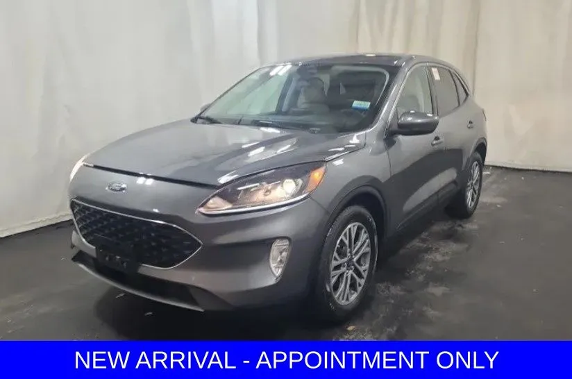 Gray 2022 Ford Escape SEL for sale in Denton, TX