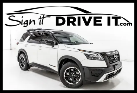 White 2024 Nissan Pathfinder Rock Creek for sale in Denton, TX