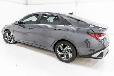 More photos of 2024 Hyundai Elantra Hybrid Limited at Sign It Drive It, TX