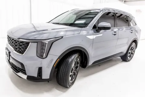 Another view of 2024 Kia Sorento S for sale in Denton, TX at Sign It Drive It
