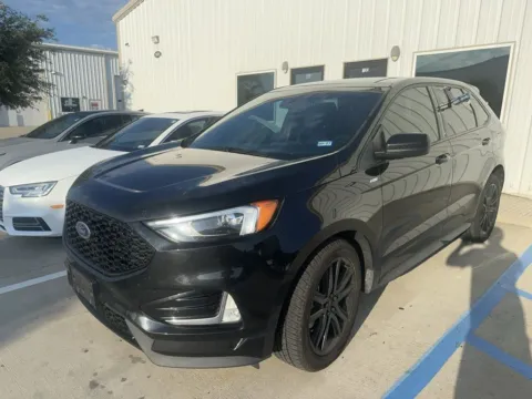 More photos of 2022 Ford Edge ST Line at Sign It Drive It, TX