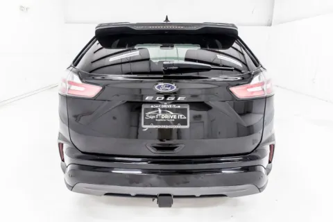 More photos of 2022 Ford Edge ST Line at Sign It Drive It, TX