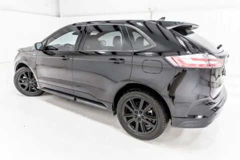 More photos of 2022 Ford Edge ST Line at Sign It Drive It, TX