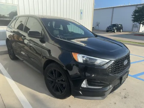 More photos of 2022 Ford Edge ST Line at Sign It Drive It, TX