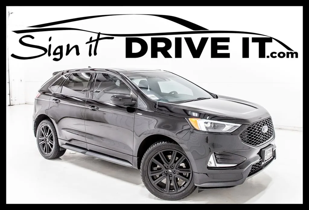 2022 Ford Edge ST-Line AWD's photo