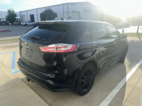 More photos of 2022 Ford Edge ST Line at Sign It Drive It, TX