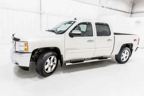 More photos of 2013 Chevrolet Silverado 1500 LT at Sign It Drive It, TX