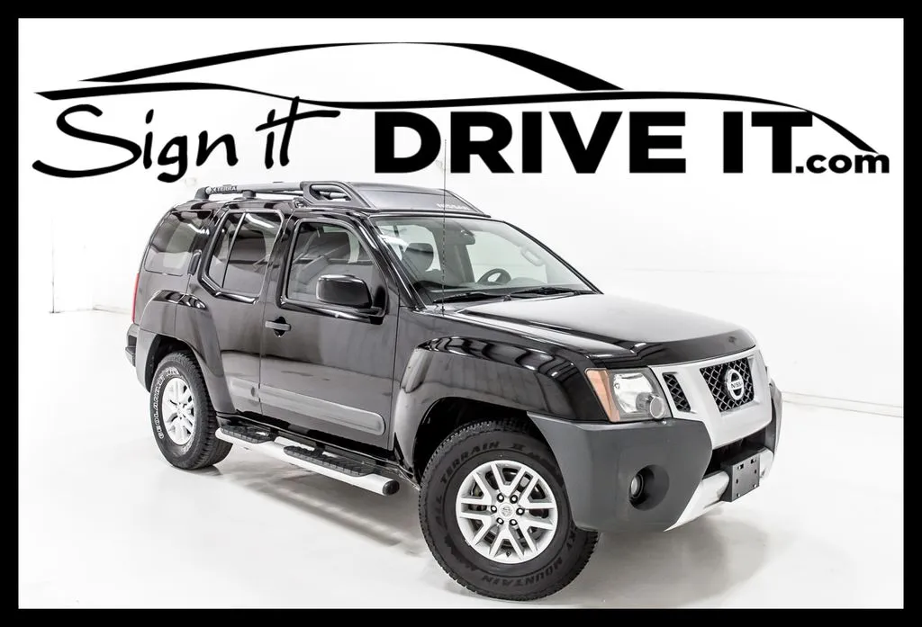 2015 Nissan Xterra S 4x2 AT's photo