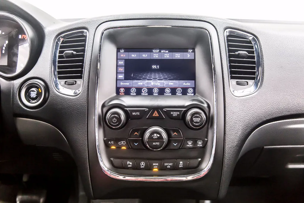 2023 Chevrolet Traverse LS - Photo 18