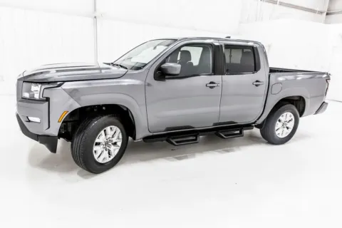 More photos of 2022 Nissan Frontier SV at Sign It Drive It, TX