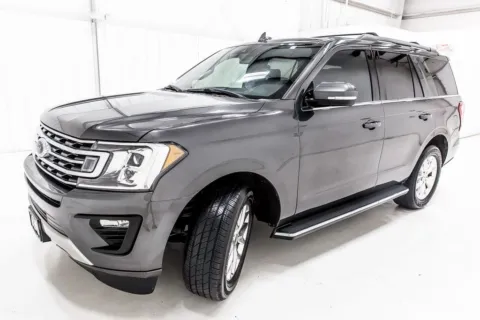 Photos of 2020 Ford Expedition XLT for sale in Denton, TX at Sign It Drive It