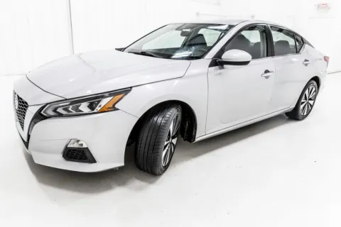 Another view of 2021 Nissan Altima 2.5 SV for sale in Denton, TX at Sign It Drive It