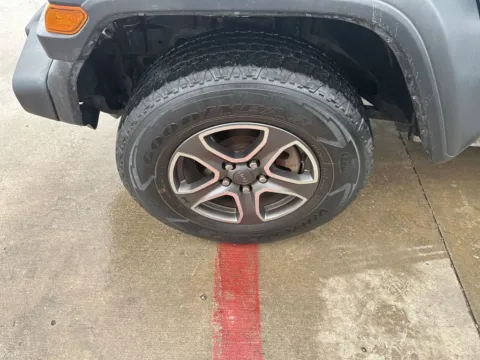 More photos of 2018 Jeep Wrangler Unlimited Sport S at Sign It Drive It, TX