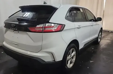More photos of 2021 Ford Edge SE at Sign It Drive It, TX