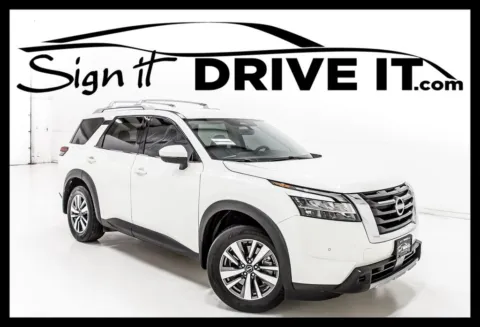 White 2024 Nissan Pathfinder SL for sale in Denton, TX