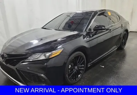 Black 2023 Toyota Camry XSE for sale in Denton, TX
