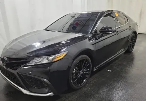 Black 2023 Toyota Camry XSE for sale in Denton, TX