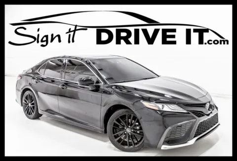 Black 2023 Toyota Camry XSE for sale in Denton, TX