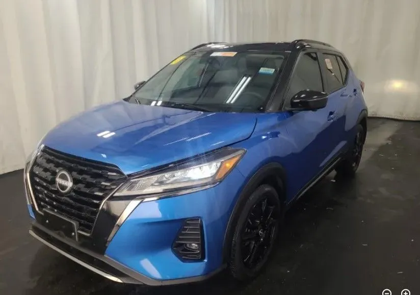 Blue 2024 Nissan Kicks SR for sale in Denton, TX
