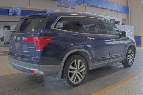 More photos of 2016 Honda Pilot Touring at Sign It Drive It, TX
