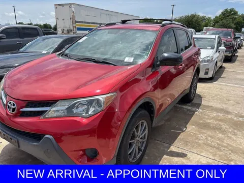Red 2013 Toyota RAV4 LE for sale in Denton, TX