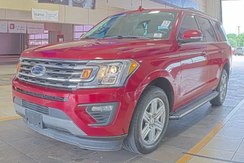 Red 2019 Ford Expedition XLT for sale in Denton, TX