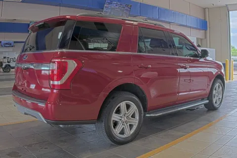 More photos of 2019 Ford Expedition XLT at Sign It Drive It, TX