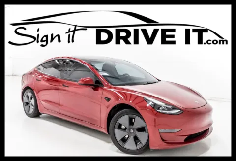 Red 2021 Tesla Model 3 Standard Range Plus for sale in Denton, TX