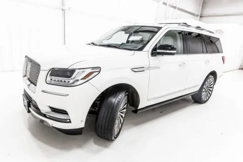 Another view of 2021 Lincoln Navigator Reserve for sale in Denton, TX at Sign It Drive It