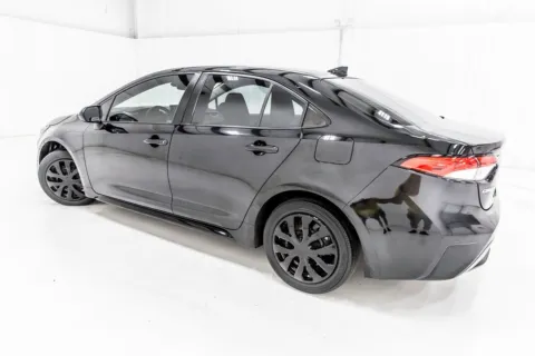 More photos of 2020 Toyota Corolla LE at Sign It Drive It, TX