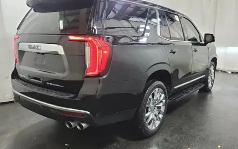 More photos of 2021 GMC Yukon Denali at Sign It Drive It, TX