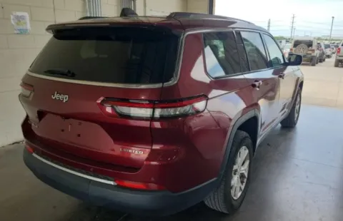 More photos of 2021 Jeep Grand Cherokee L Limited at Sign It Drive It, TX
