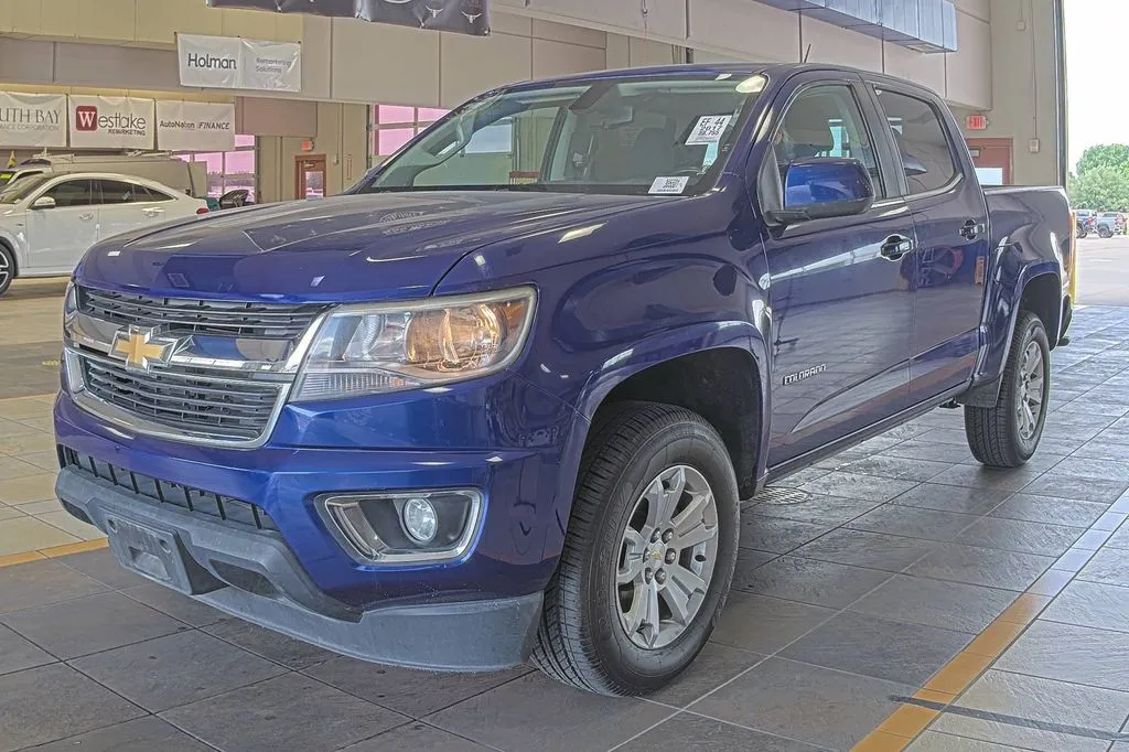 2017 Chevrolet Colorado 2WD LT Crew Cab Short Box's photo