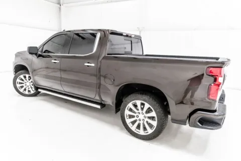 More photos of 2019 Chevrolet Silverado 1500 High Country at Sign It Drive It, TX
