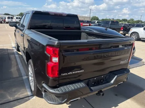 More photos of 2019 Chevrolet Silverado 1500 High Country at Sign It Drive It, TX