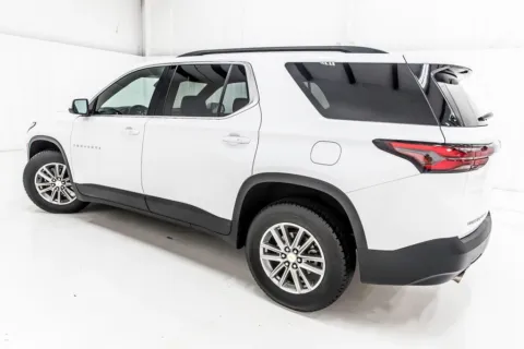 More photos of 2023 Chevrolet Traverse LT Leather at Sign It Drive It, TX