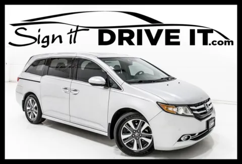 White 2015 Honda Odyssey Touring Elite for sale in Denton, TX
