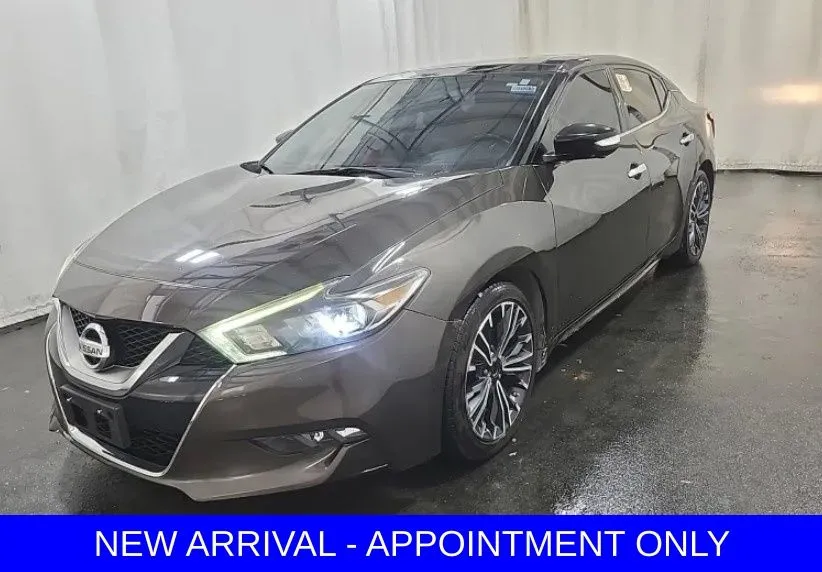 Brown 2017 Nissan Maxima Platinum for sale in Denton, TX