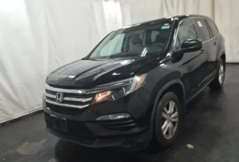 Black 2018 Honda Pilot LX for sale in Denton, TX