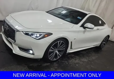 White 2018 INFINITI Q60 3.0t LUXE for sale in Denton, TX