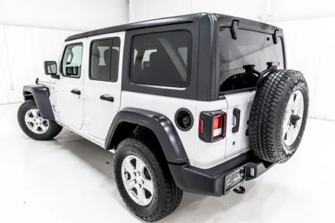 More photos of 2018 Jeep Wrangler Unlimited Sport S at Sign It Drive It, TX