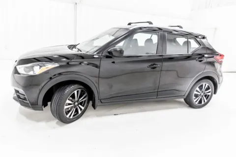 More photos of 2019 Nissan Kicks SV at Sign It Drive It, TX