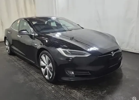 More photos of 2020 Tesla Model S Long Range at Sign It Drive It, TX